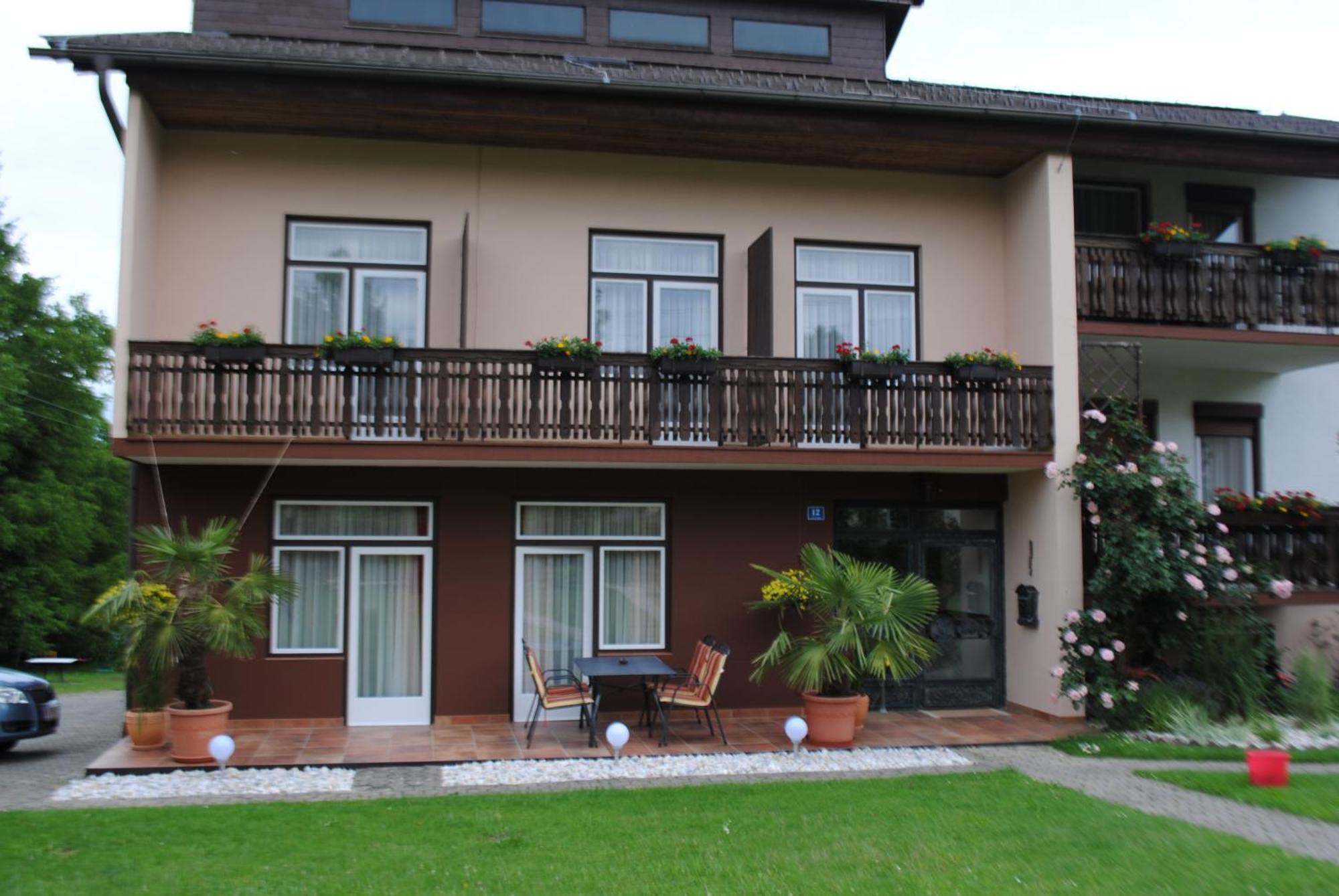 Ferienhaus Michor Latschach ober dem Faakersee Zewnętrze zdjęcie