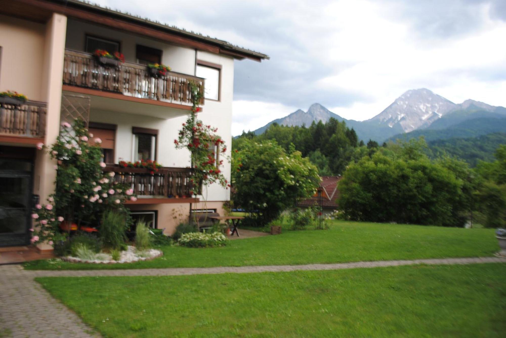 Ferienhaus Michor Latschach ober dem Faakersee Zewnętrze zdjęcie