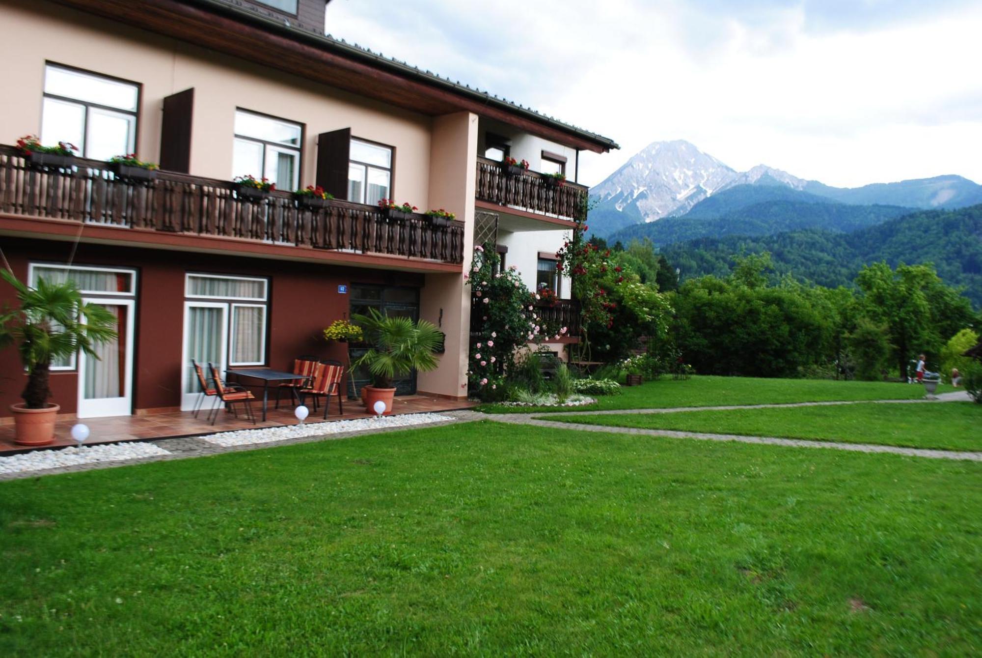 Ferienhaus Michor Latschach ober dem Faakersee Zewnętrze zdjęcie